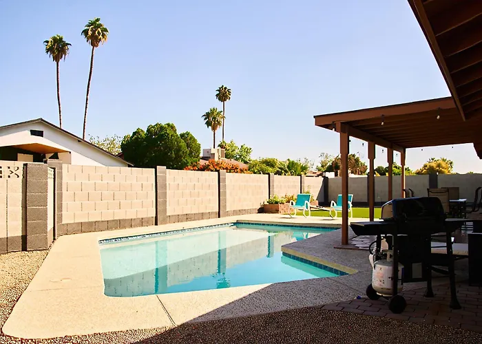 Pvt Pool - Games - Minutes To Old Town *